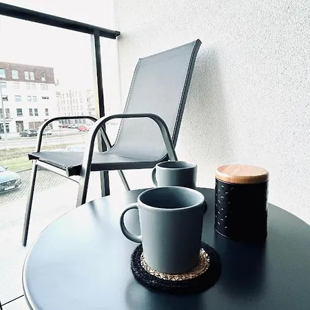 Apartament Husarska דירה *